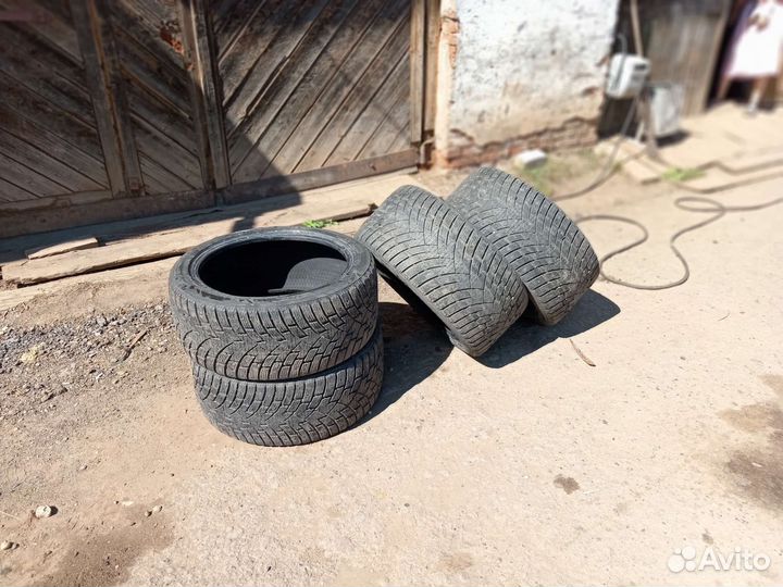 Zeta Antarctica Sport 275/40 R20 и 315/35 R20