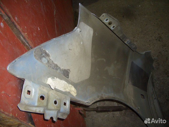 Крыло переднее правое Ниссан Альмера с13