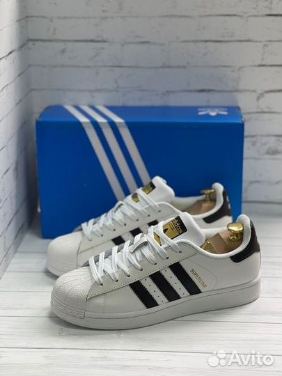 Кроссовки Adidas Superstar