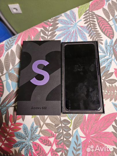 Samsung Galaxy S22, 8/128 ГБ