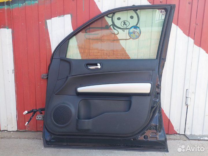 Дверь передняя правая Nissan X-Trail NT31-211827