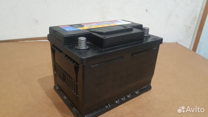 Аккумулятор б/у cene 56177 61Ач 600А
