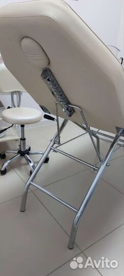 Кушетка косметологическая