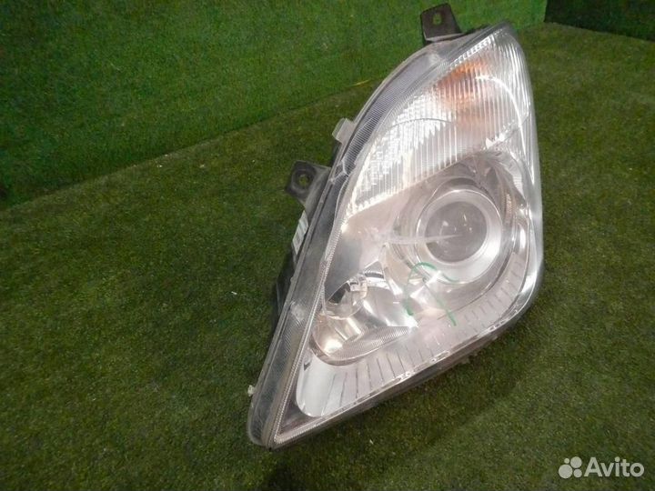 Фара левая Mercedes-Benz Sprinter