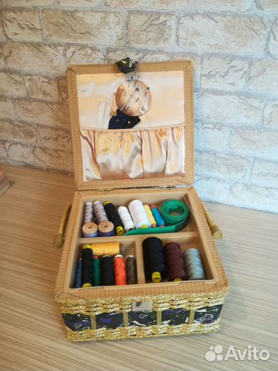 Шкатулка для швейных принадлежностей