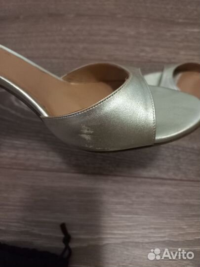 Босоножки женские 39 размер