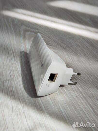 Усилитель WiFi сигнала TP-Link RE200