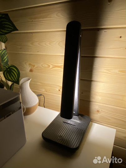 Лампа настольная