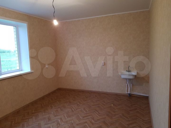 Дом 30 м² на участке 50 сот.