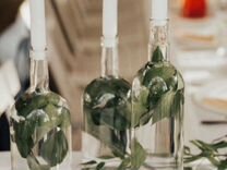 Бутылки и свечи для свадебного декора