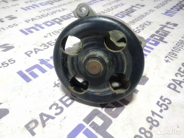 Помпа Nissan X-Trail T31 MR20DE 2011