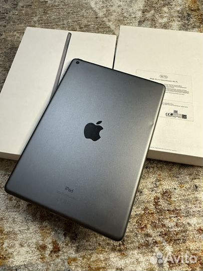 iPad (8-го поколения) Wi-Fi 32gb RU