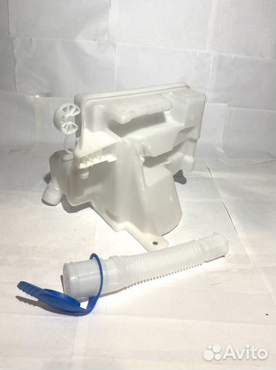 Бачок Поло 5 VW Polo 2010-2020