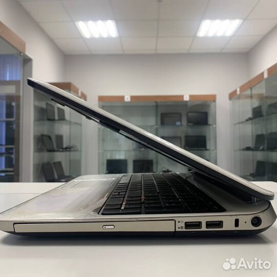 Ноутбук HP (AMD A6/ 4gb/ 750gb/ Radeon 6700M)