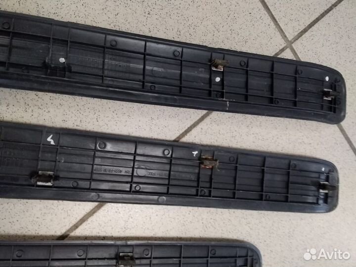 Накладки на порог для Kia Sportage 2004-2010