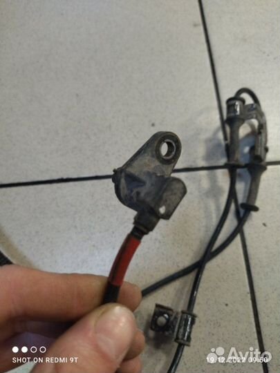 Датчик abs передний правый Kia Rio 3