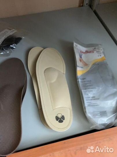 Ортопедические стельки новые, корсет и тд