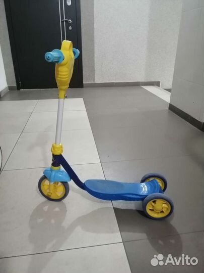 Самокат детский трехколесный бу