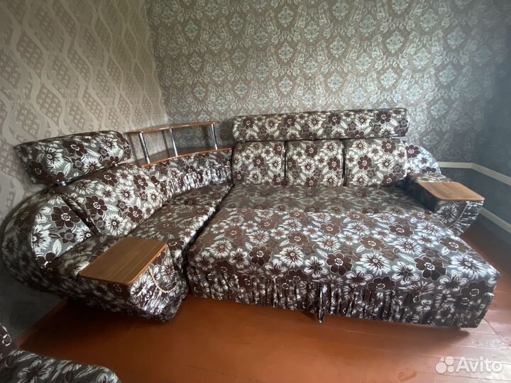 Угловой диван бу