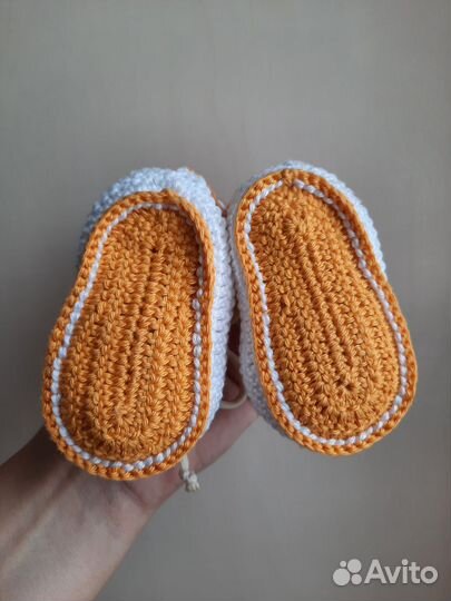 Набор: пинетки, игрушка-жирафик, шуршащие ушки