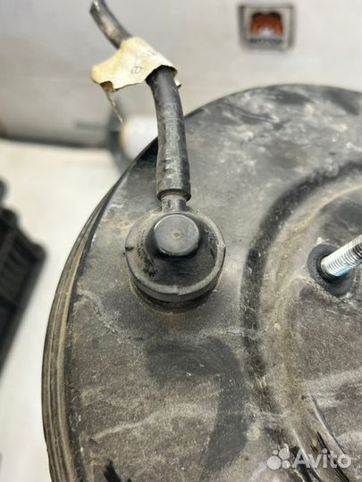 Усилитель тормозов вакуумный Ford Focus 3 хэтчбек