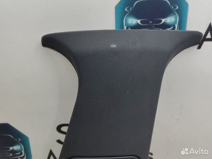 Накладка центральной стойки правая Bmw X5 E70