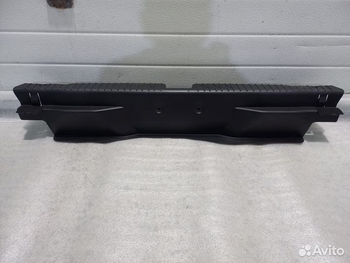 Накладка замка багажника LADA X-Ray / Cross