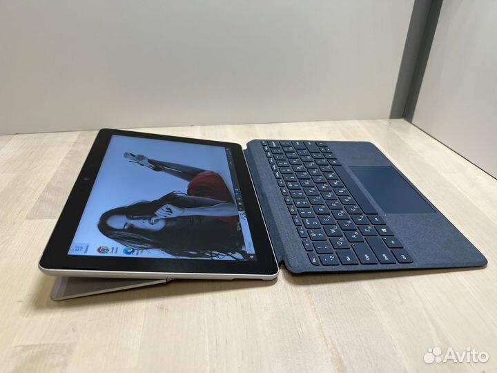 Microsoft Surface Go - 128GB 4415Y 8GB M1824