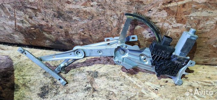 Стеклоподъемник электрический передний правый Ope