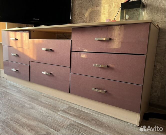 Тумба под телевизор