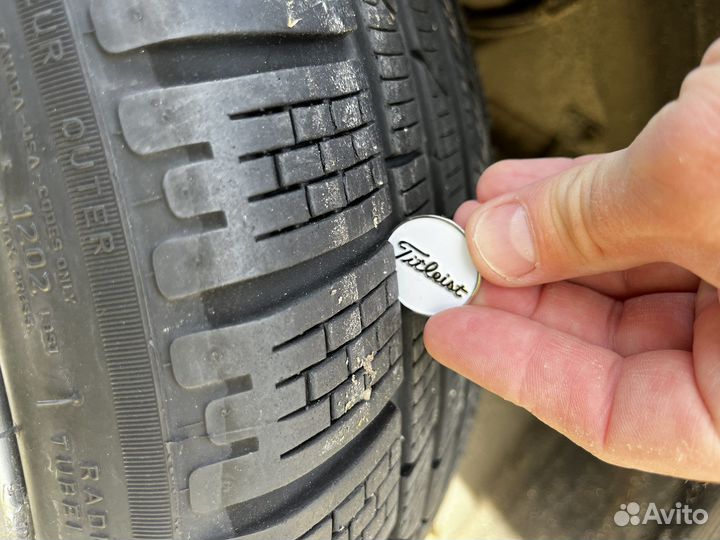 Pirelli Winter Sottozero 240 Serie II 235/35 R19 и 295/30 R19 87Y