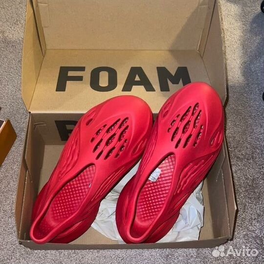 Adidas Yeezy Foam Runner Vermillion