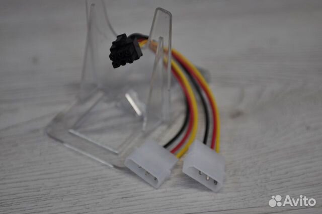Переходник 2xMolex(M) - PCI-E 6pin(F)