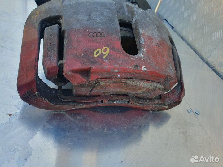 Суппорт передний Audi A8 D3 4.2 BVJ 2007-2010