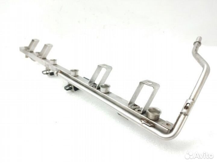 Топливная рейка (рампа) Bmw 5-Series E60 3.0