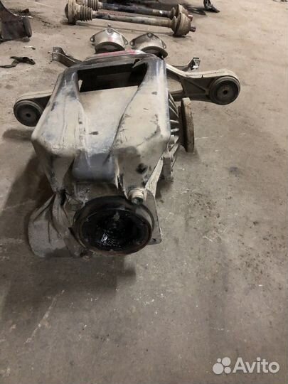 Редуктор заднего моста (Audi A8)