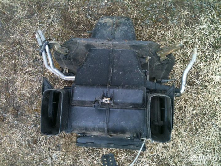 Мерседес 124 корпус печки в сборе