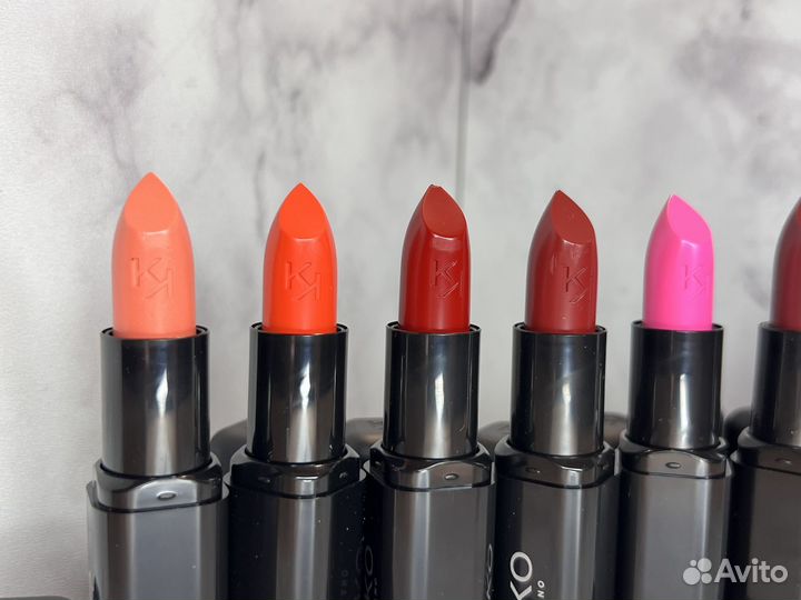 Помада увлажняющая Kiko SMART Fusion