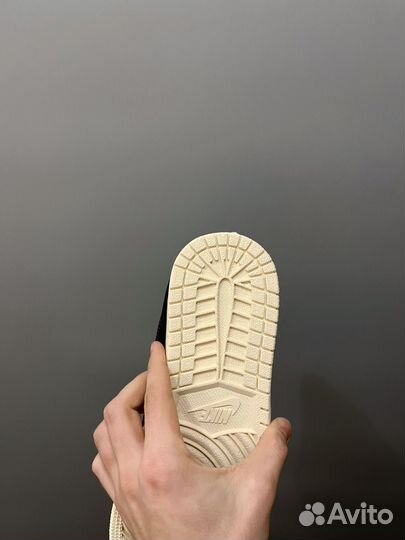 Air Jordan 1 Centre Court Оригинал