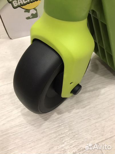 Самокат детский новый