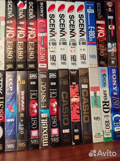 Видеокассеты с фильмами