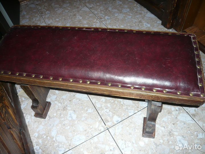 Подставки и тумбы
