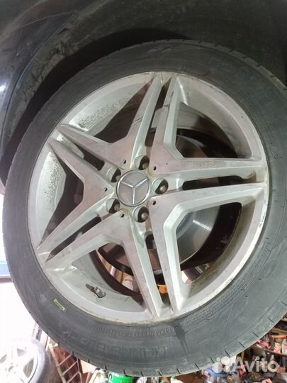 Колеса на Mercedes R18 летние