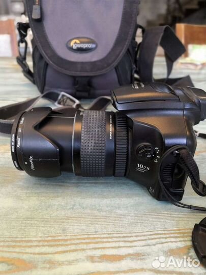 Цифровая камера Fujifilm Finepix S6500fd