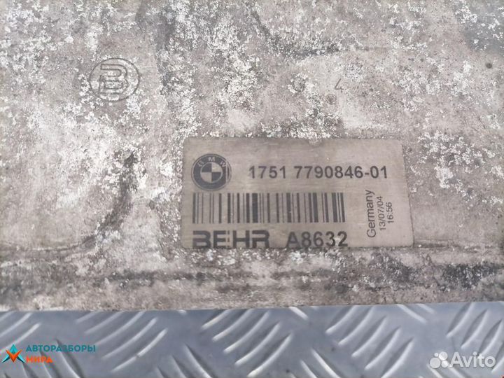 Интеркулер BMW 7 E65/E66/E67 2004 17517790846