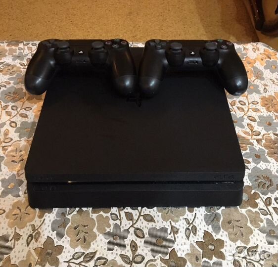 Sony PlayStation 4 в аренду