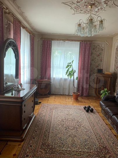 Дом 250 м² на участке 10 сот.