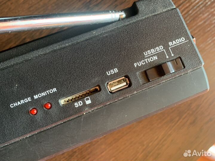 Радиоприемник с usb новый