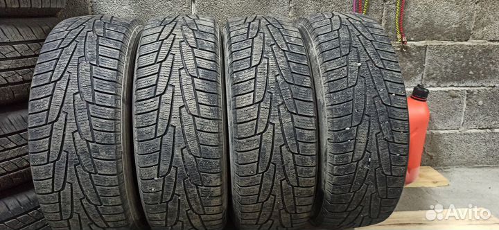 Kumho I'Zen KW31 235/65 R17 108R