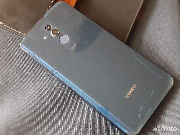 HUAWEI Mate 20, 6/64 ГБ